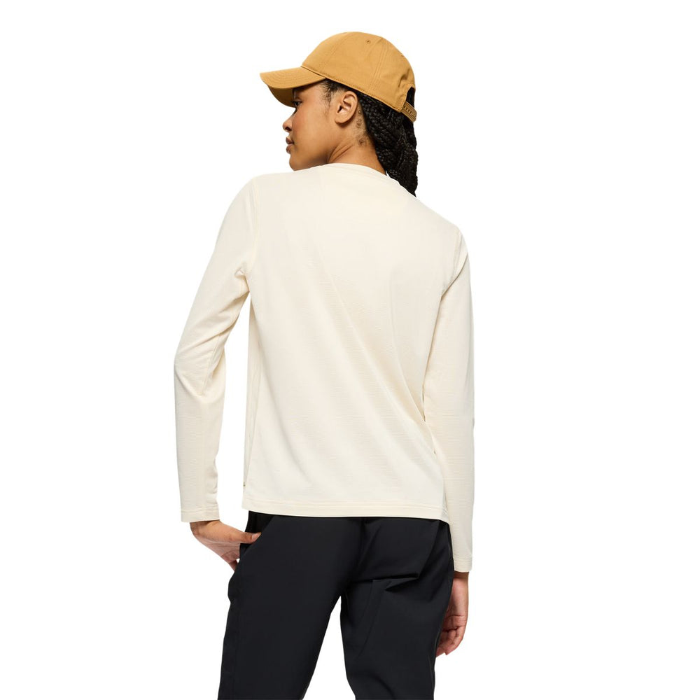 Merrell-Women - Active Long Sleeve Tee - Long Sleeves
